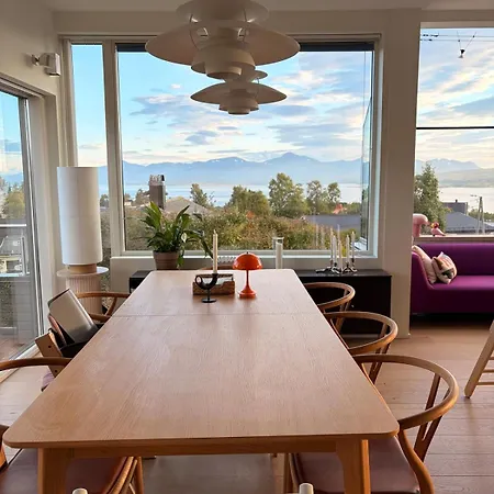 Scandi Modern House In